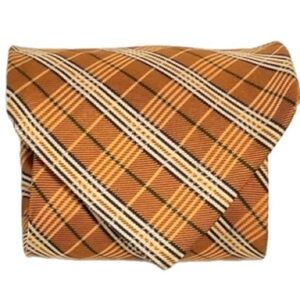 Roundtree Yorke Tie Import Silk Tipped Bar Tac Hand Sewn Weave US Diamond Design